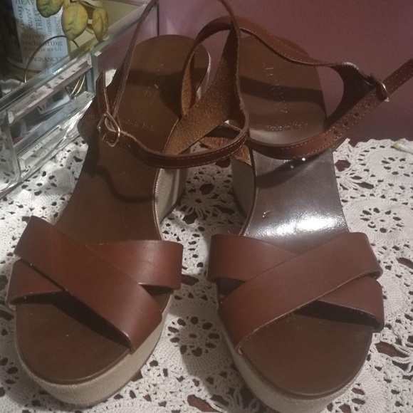 J Crew Lila Lather platform Wedges NWOT - Picture 6 of 6